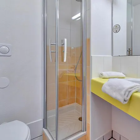 Pau 酒店 莱斯卡尔