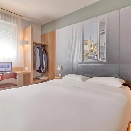 Pau Hotel