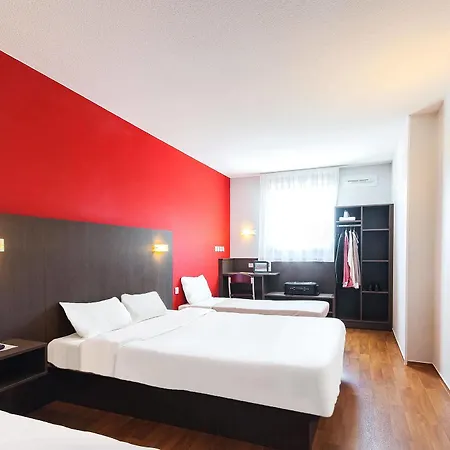 Pau Hotel